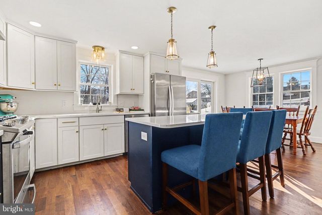 629 PARK HILL DR, Manheim, PA 17545