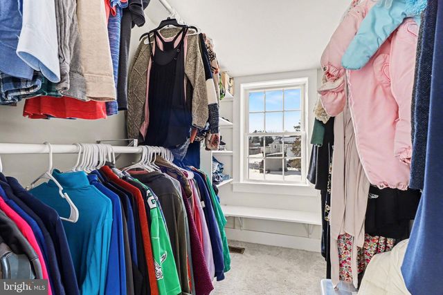 629 PARK HILL DR, Manheim, PA 17545