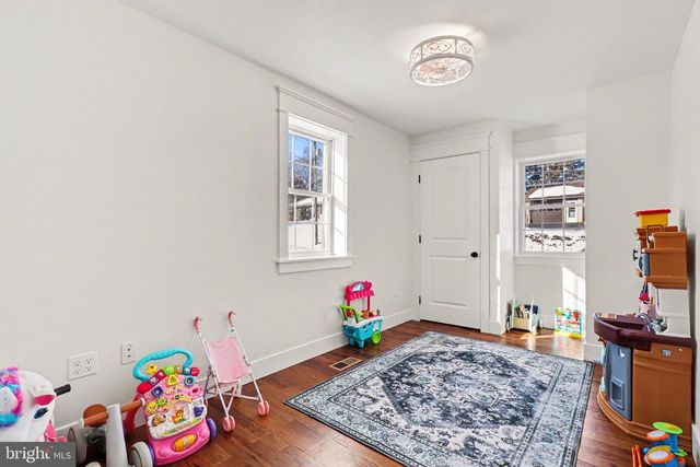 629 PARK HILL DR, Manheim, PA 17545