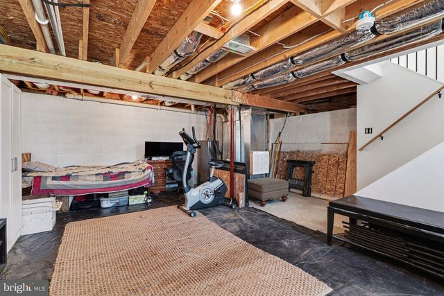 629 PARK HILL DR, Manheim, PA 17545