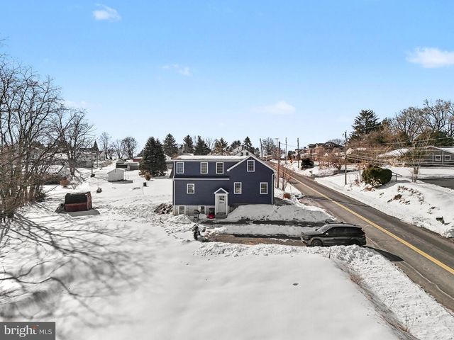 629 PARK HILL DR, Manheim, PA 17545