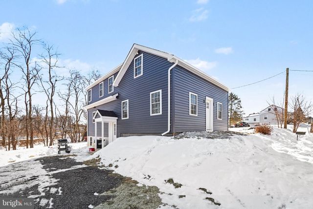 629 PARK HILL DR, Manheim, PA 17545