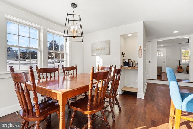 629 PARK HILL DR, Manheim, PA 17545