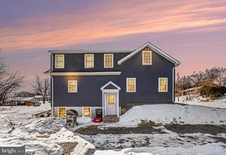 629 PARK HILL DR, Manheim, PA 17545