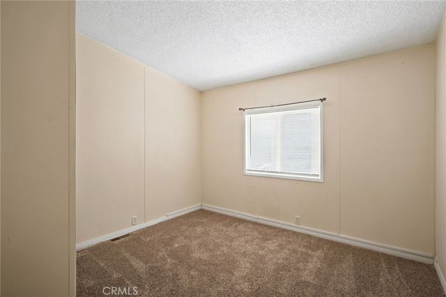 2140 Mentone 152, Mentone, CA 92359