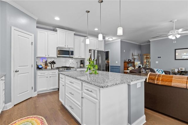 268 Gunier Circle, Dawsonville, GA 30534