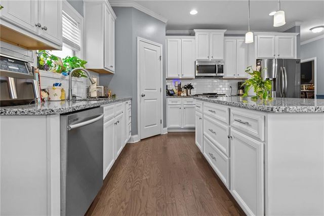 268 Gunier Circle, Dawsonville, GA 30534