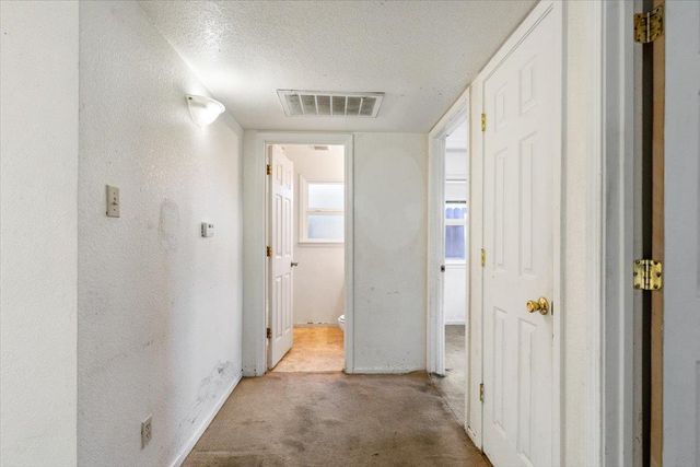 5441 71st St, Sacramento, CA 95820