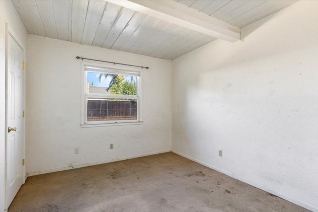 5441 71st St, Sacramento, CA 95820