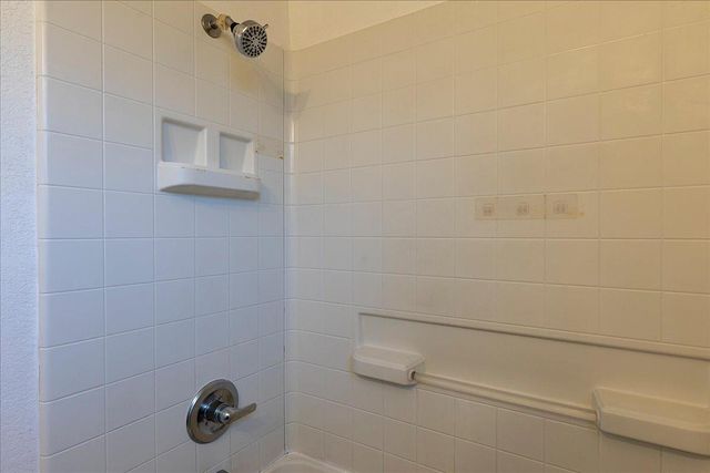 5441 71st St, Sacramento, CA 95820