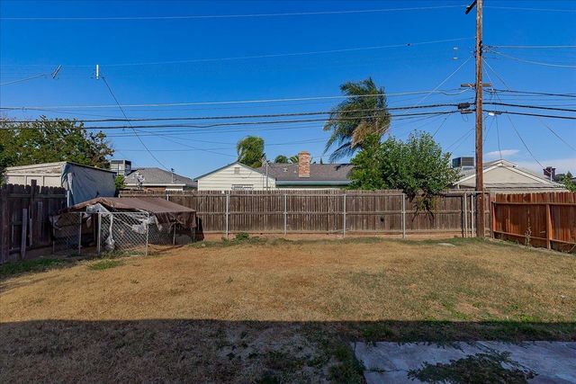 5441 71st St, Sacramento, CA 95820