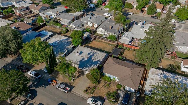 5441 71st St, Sacramento, CA 95820