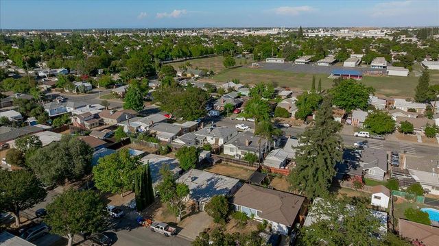 5441 71st St, Sacramento, CA 95820