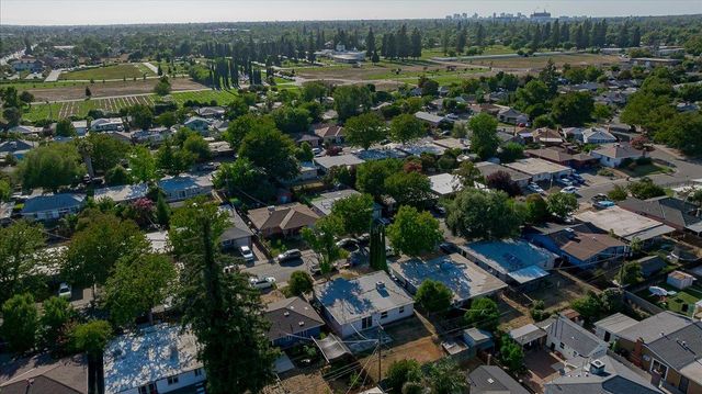 5441 71st St, Sacramento, CA 95820