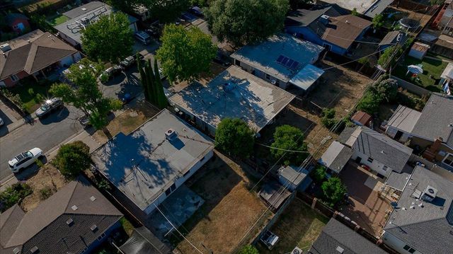5441 71st St, Sacramento, CA 95820