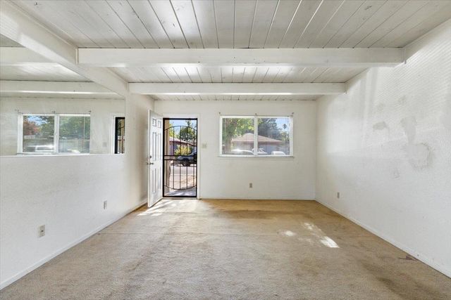 5441 71st St, Sacramento, CA 95820