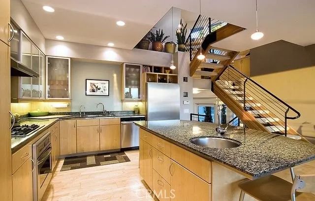 326 Loma Terrace, Laguna Beach, CA 92651