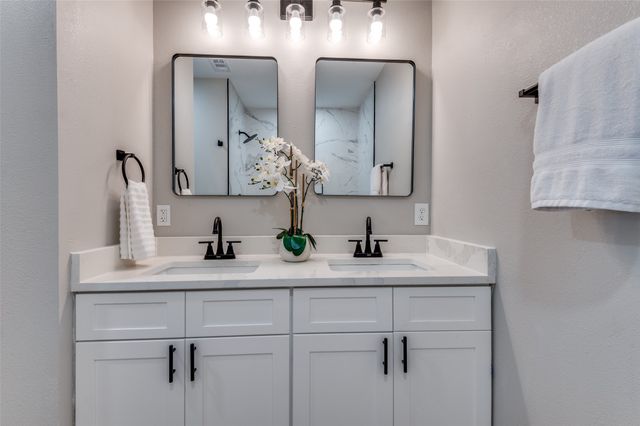 219 Wanda Drive, Irving, TX 75060