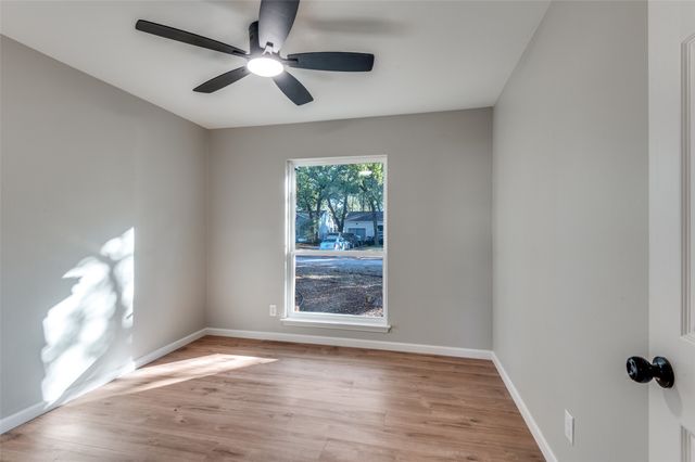 219 Wanda Drive, Irving, TX 75060