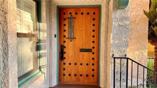 1122 N Isabel Street, Glendale, CA 91207