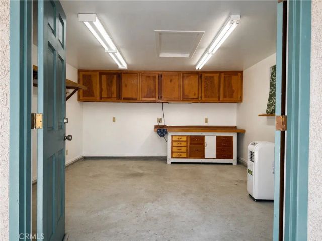 1122 N Isabel Street, Glendale, CA 91207