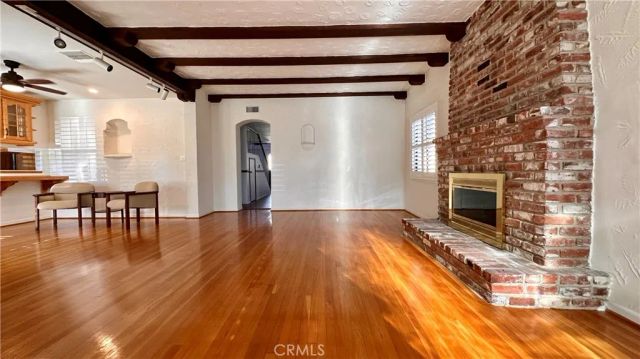 1122 N Isabel Street, Glendale, CA 91207