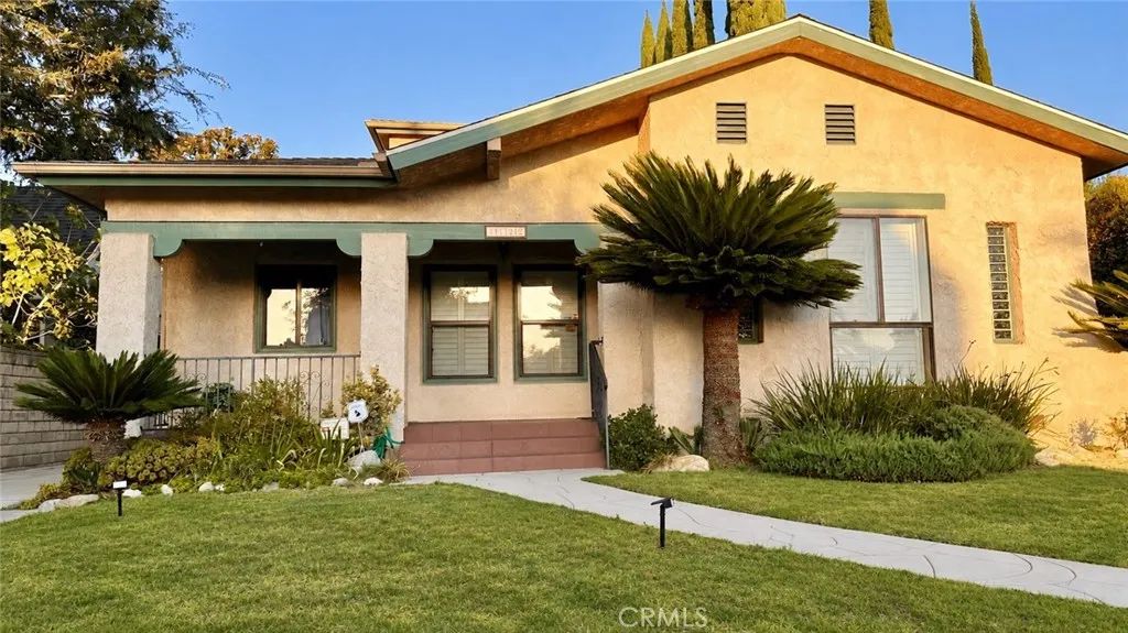 1122 N Isabel Street, Glendale, CA 91207