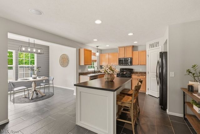 4028 Willow Way, Kent, OH 44240