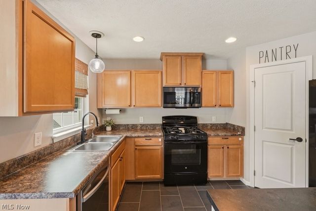 4028 Willow Way, Kent, OH 44240