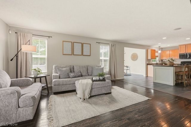 4028 Willow Way, Kent, OH 44240