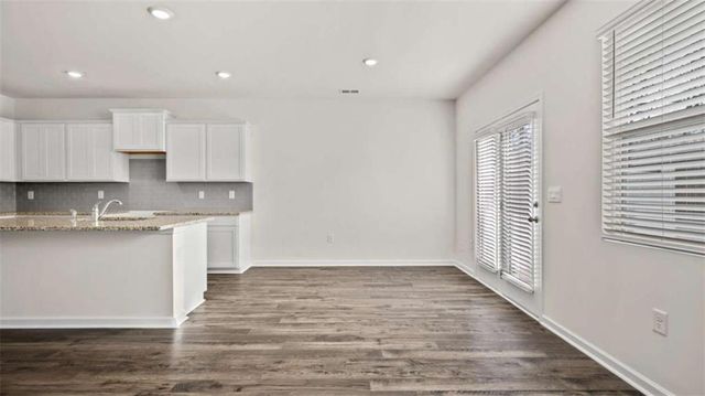 1309 Aura Lane, Lawrenceville, GA 30045