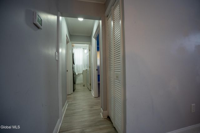 11 Rhode Island Avenue, East Greenbush, NY 12144