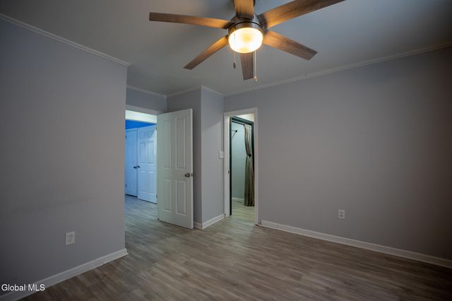 11 Rhode Island Avenue, East Greenbush, NY 12144