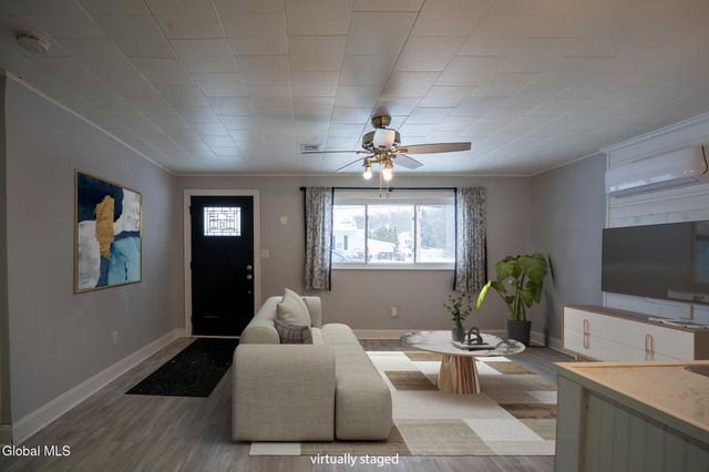 11 Rhode Island Avenue, East Greenbush, NY 12144