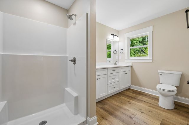 257 Old Babb Rd, Rocky Face, GA 30740