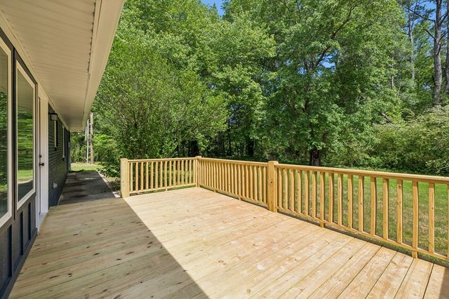 257 Old Babb Rd, Rocky Face, GA 30740