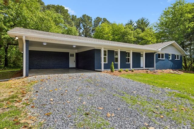 257 Old Babb Rd, Rocky Face, GA 30740