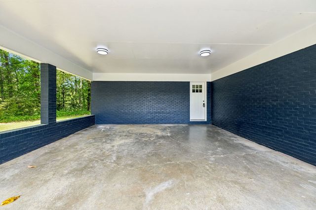 257 Old Babb Rd, Rocky Face, GA 30740