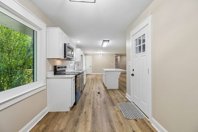 257 Old Babb Rd, Rocky Face, GA 30740