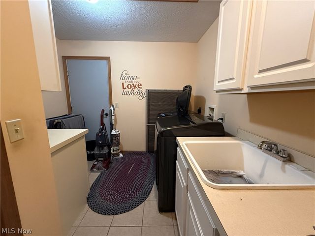 25785 Meadow Trail, Columbia Station, OH 44028