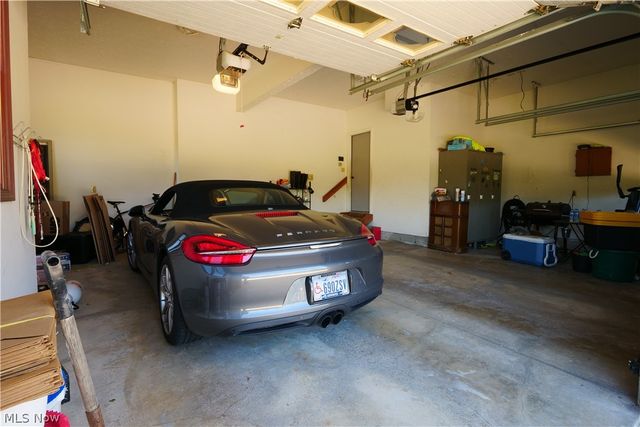25785 Meadow Trail, Columbia Station, OH 44028