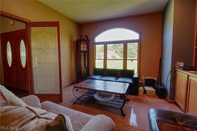 25785 Meadow Trail, Columbia Station, OH 44028