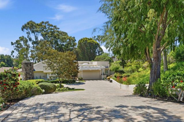 1821 Caminito Monrovia, La Jolla, CA 92037