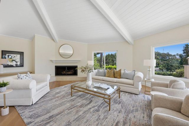 1821 Caminito Monrovia, La Jolla, CA 92037