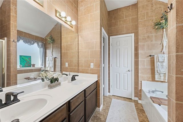 2709 Barronwood Drive, Bryan, TX 77807