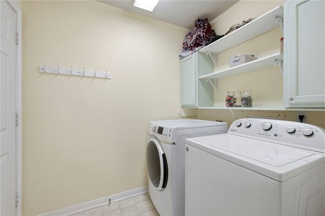 2709 Barronwood Drive, Bryan, TX 77807