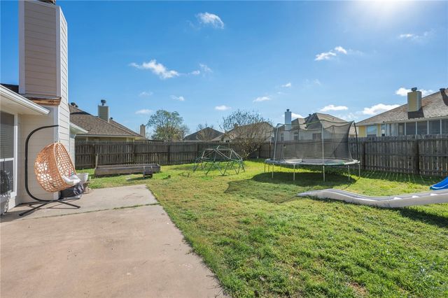2709 Barronwood Drive, Bryan, TX 77807
