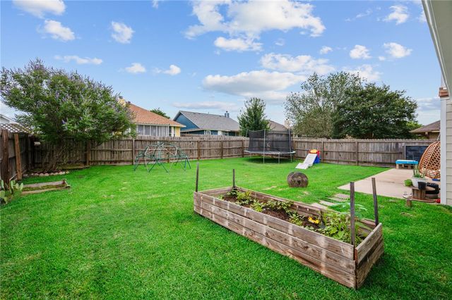 2709 Barronwood Drive, Bryan, TX 77807