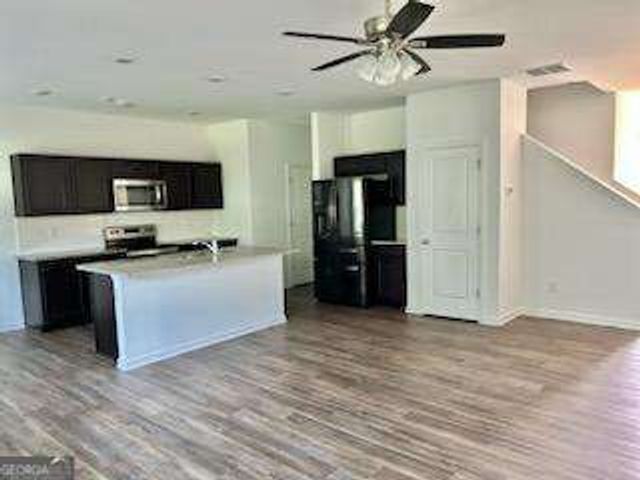 1451 Ben Park Way, Grayson, GA 30017