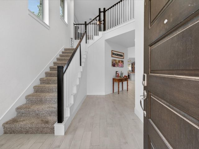 316 Mullins Court, Montgomery, TX 77316